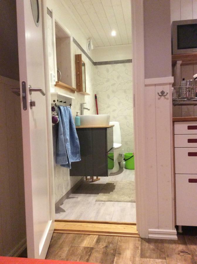 Mysig Och Modern Stuga Pa Snoegard, Naera Havet Och Naturen Lur  エクステリア 写真